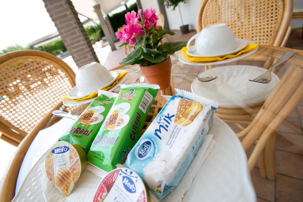 Hotel La Fenice 보스코리알레 외부 사진